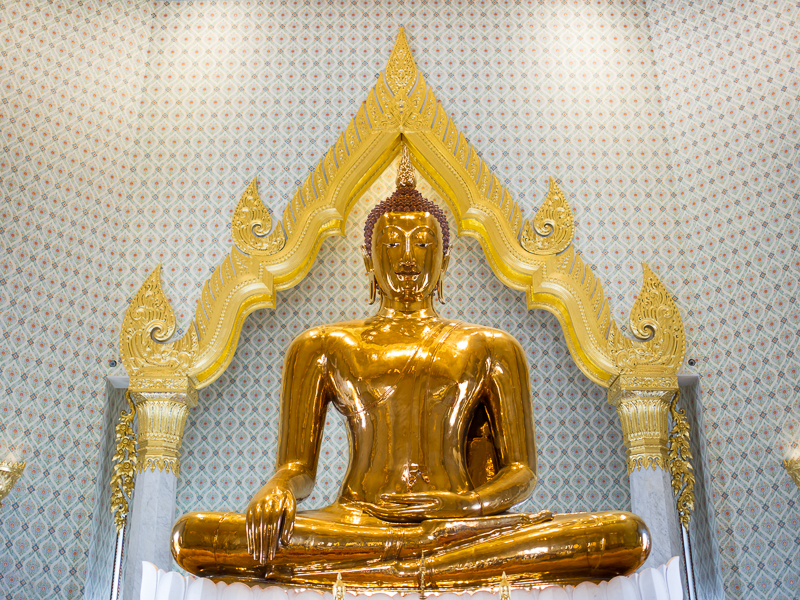 Thai golden buddha