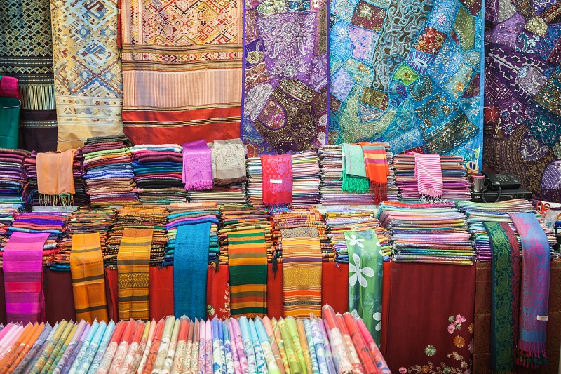 Handicraft Weave Handbag Selling At The Chatuchak Weekend Market,Bangkok.  Stock Photo, Picture and Royalty Free Image. Image 136882062.